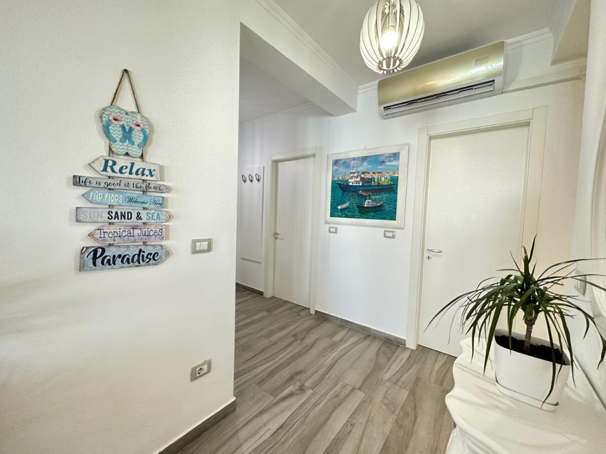 Home Aquamarine & Residence Vlorë Buitenkant foto