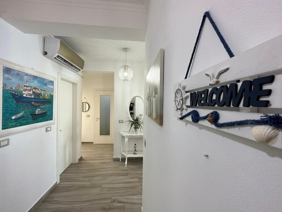 Home Aquamarine & Residence Vlorë Buitenkant foto
